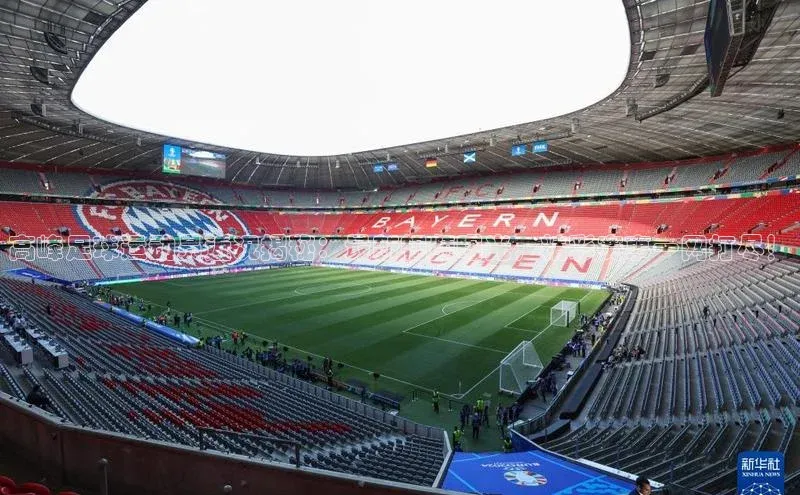 人人看球app下载文心一言高峰足球运动员近况揭秘：最新视频曝光，精彩赛事一网打尽！